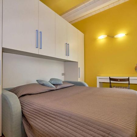 Warda B11 Apartment Desenzano del Garda Buitenkant foto