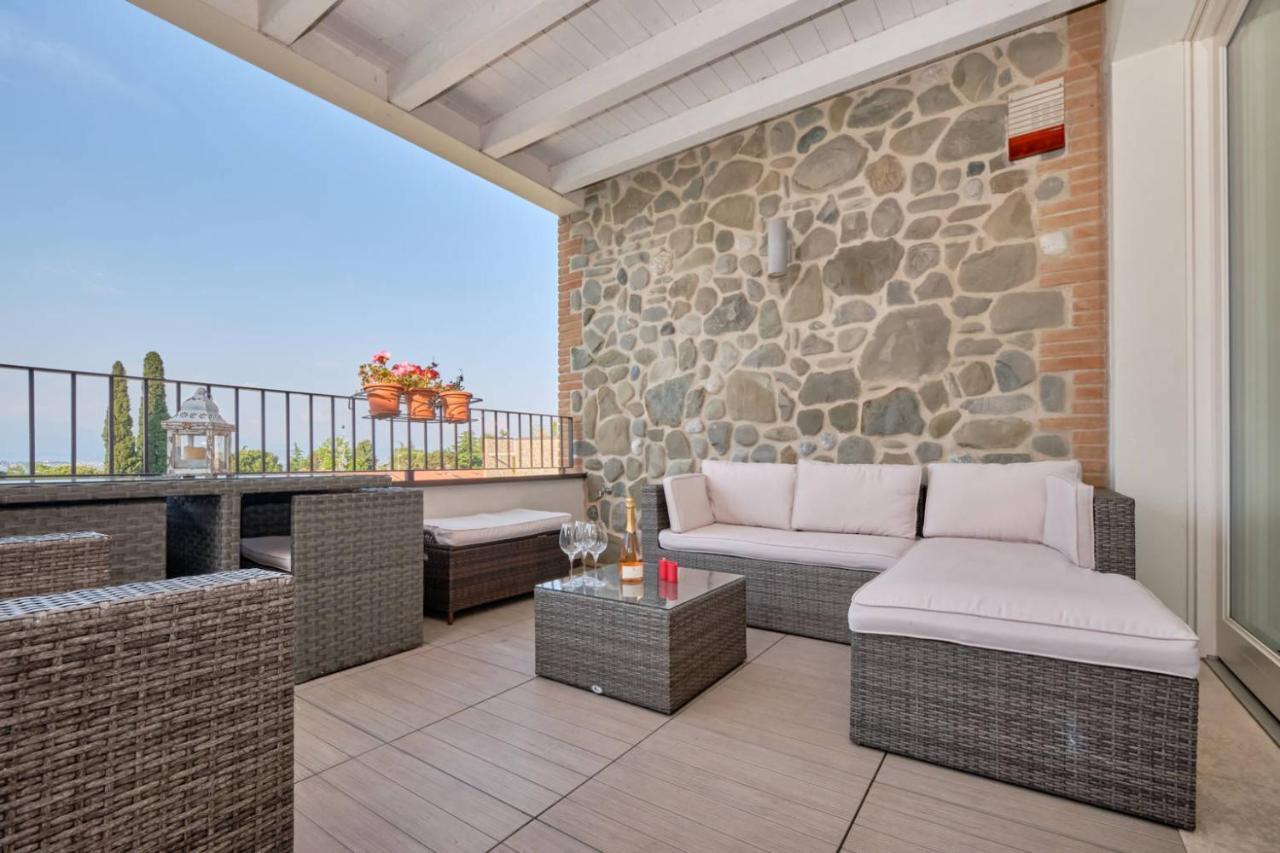 Warda B11 Apartment Desenzano del Garda Buitenkant foto