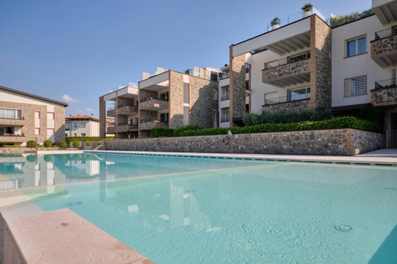 Warda B11 Apartment Desenzano del Garda Buitenkant foto