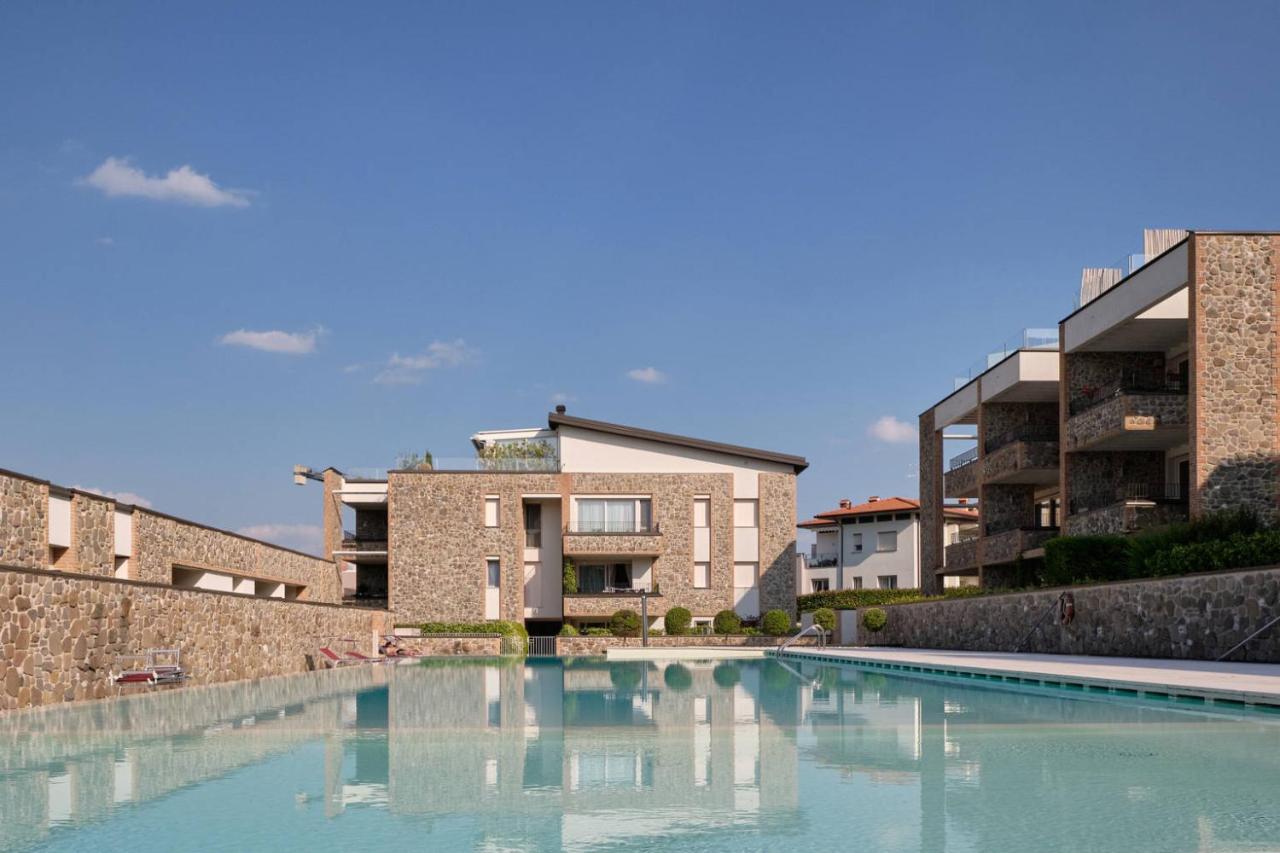 Warda B11 Apartment Desenzano del Garda Buitenkant foto