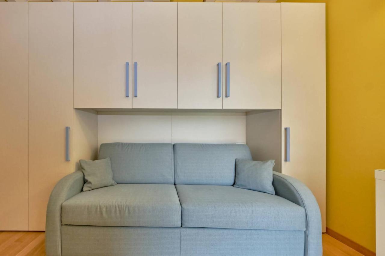 Warda B11 Apartment Desenzano del Garda Buitenkant foto