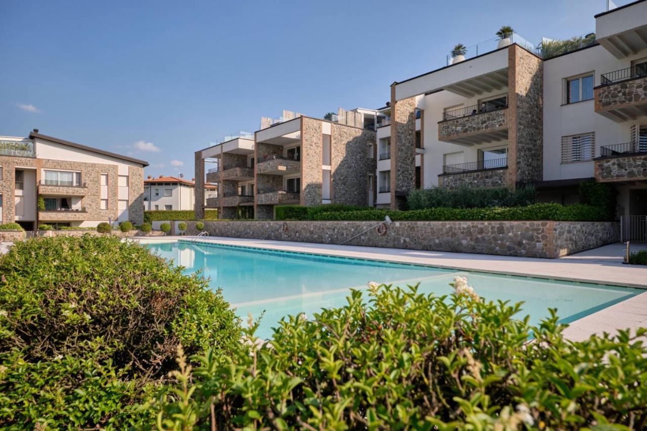 Warda B11 Apartment Desenzano del Garda Buitenkant foto